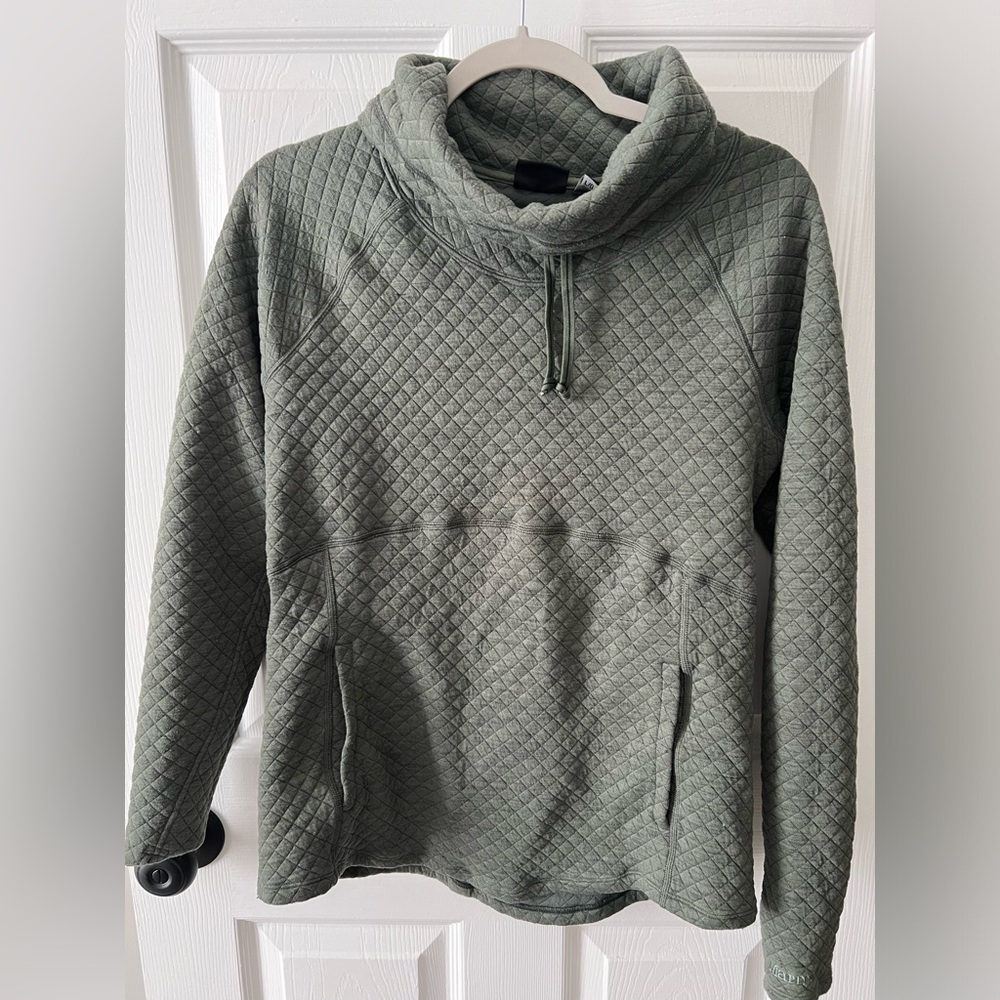 Quilted Green Women's Mock-neck Sweater